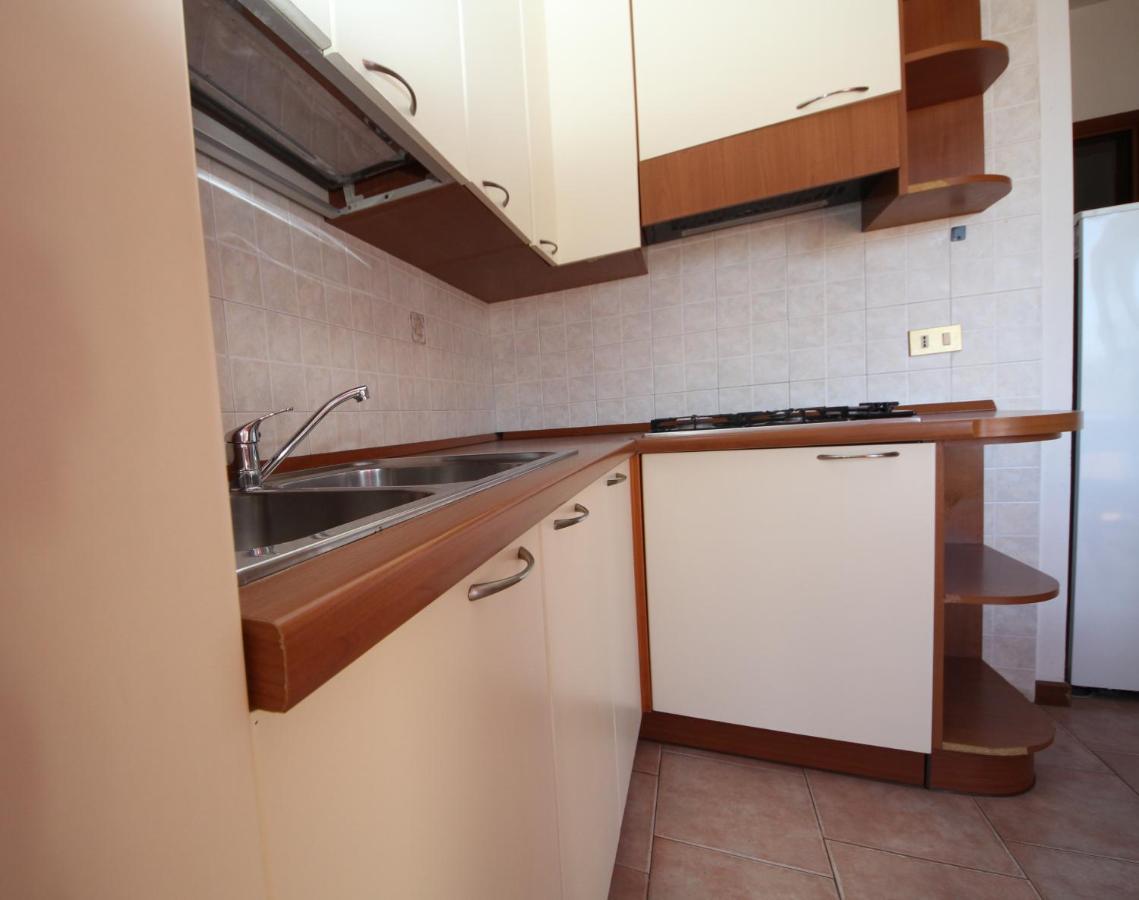 Villa Gloria Appartamento E01 Rosolina Mare Extérieur photo